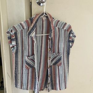 Cropped button down textured shirt